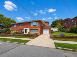 2539 Woodhull Avenue 房源照片 1