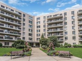 135 Post Avenue #6B 西布雷 Westbury, NY