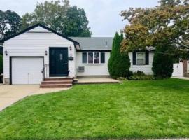 694 Blackstone Avenue 长岛 East Meadow, NY