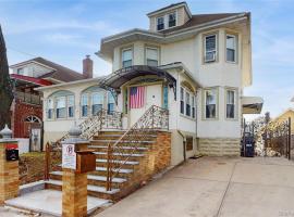 3126 Buell Street 艾姆赫斯特 East Elmhurst, NY