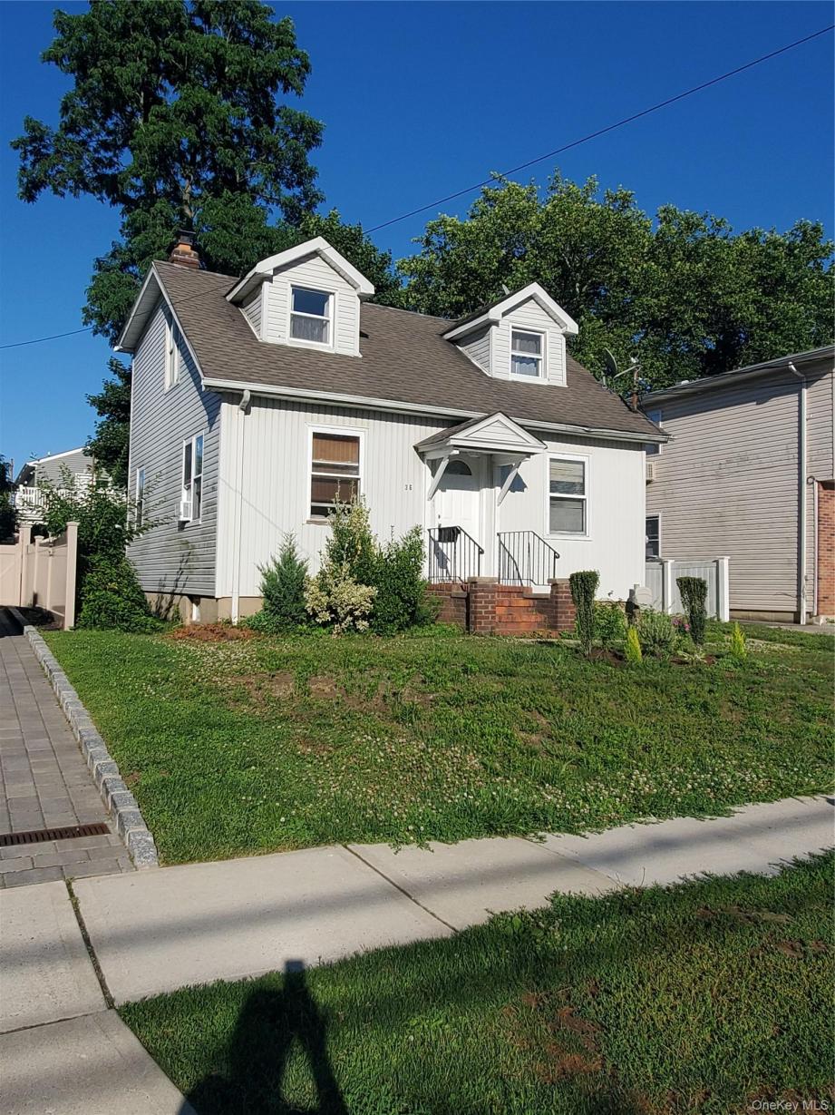 #1 photo, 36 Dunwood Road, 长岛 华盛顿港 Port Washington , NY 11050