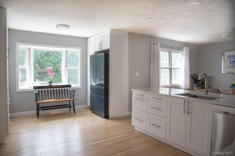 #13 photo, 206 W Central Avenue, Pearl River , NY 10965