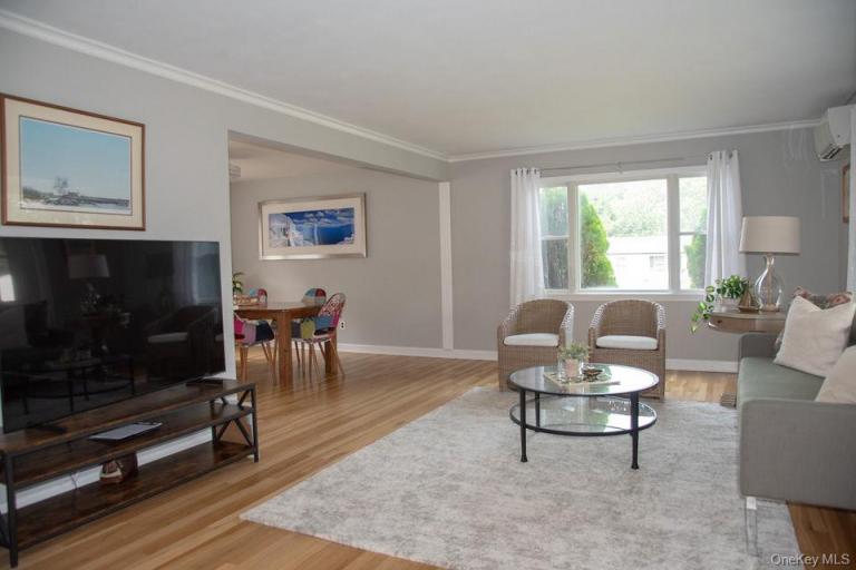 #5 photo, 206 W Central Avenue, Pearl River , NY 10965