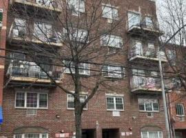 37-45 108th Street 可乐娜 Corona, NY