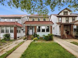 80-25 Woodhaven Boulevard 房源照片 1