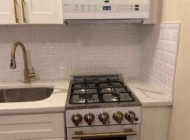99-45 67 Road #223 森林小丘 Forest Hills, NY