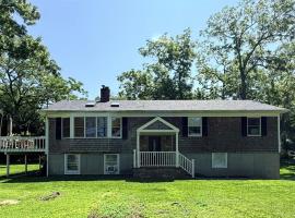 6 Pond View Drive 东长岛 Wading River, NY