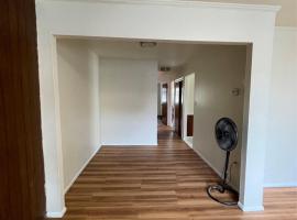 164-26 76th Avenue #1 新鲜草原 Fresh Meadows, NY