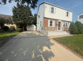 410 Herricks Road 长岛 Mineola, NY