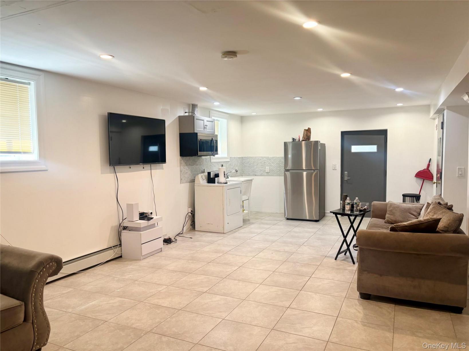 #17 photo, 253-02 Memphis Avenue, Куинс ‖ Rosedale , NY 11422