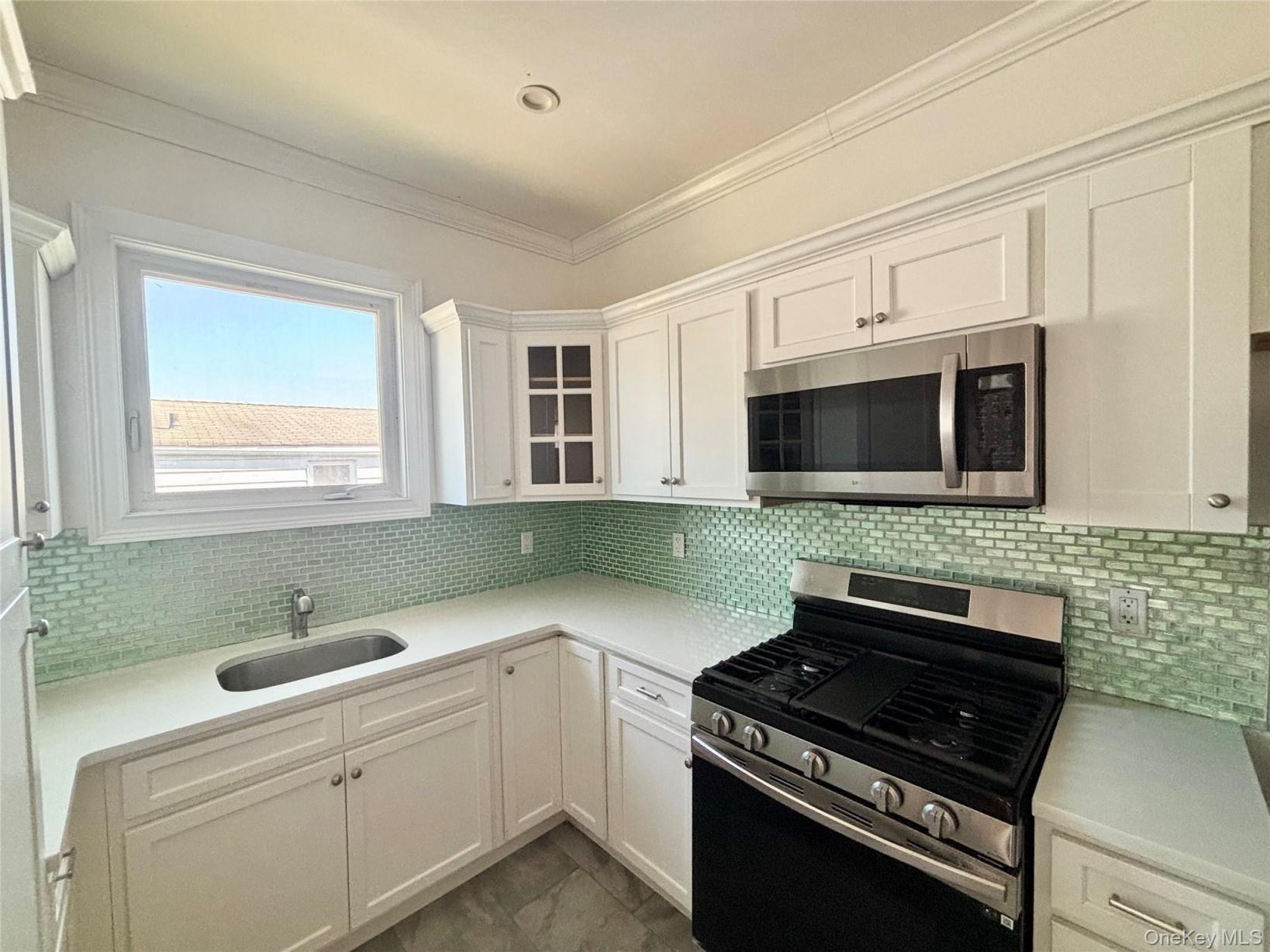 #5 photo, 253-02 Memphis Avenue, Куинс ‖ Rosedale , NY 11422