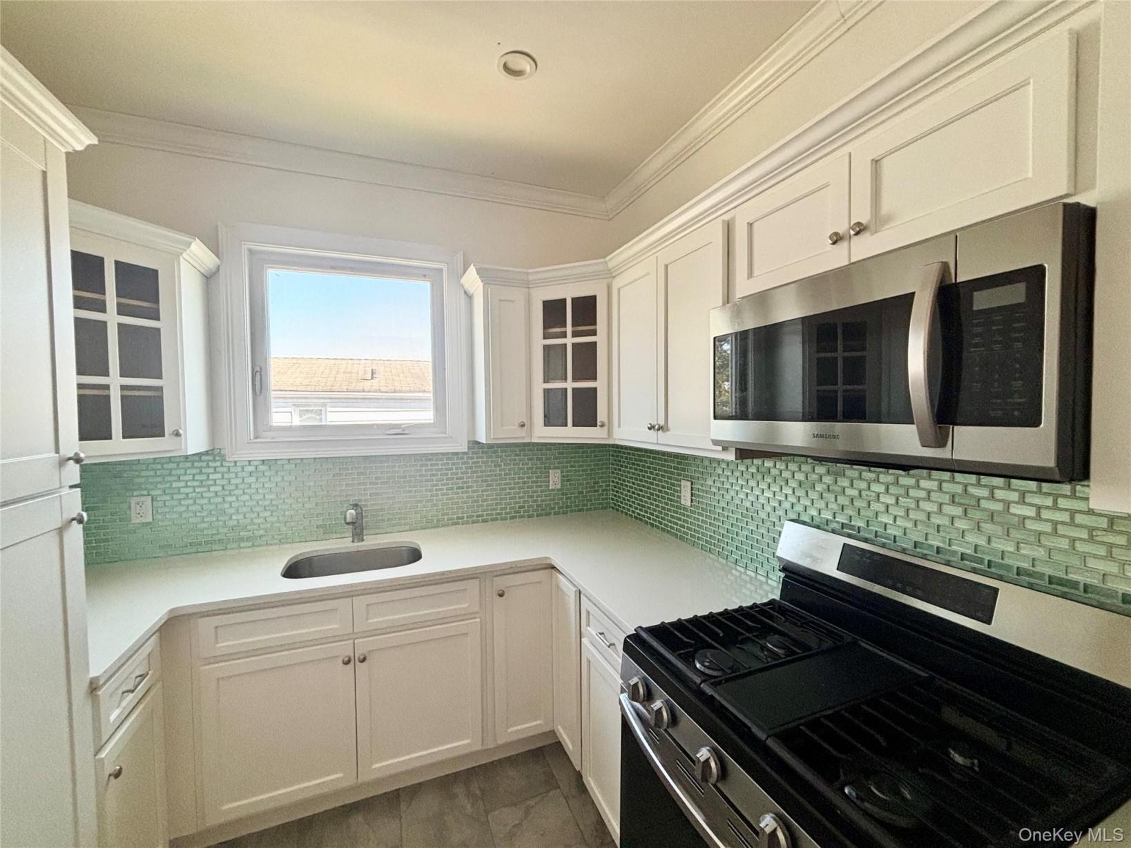 #6 photo, 253-02 Memphis Avenue, Куинс ‖ Rosedale , NY 11422