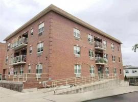 36-41 169th Street #3C 房源照片 1