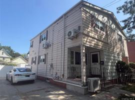 209-49 46th Avenue 贝塞 Bayside, NY