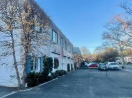 191 Birch Hill Road #4 长岛 Locust Valley, NY
