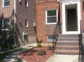 160-45 Willets Point Boulevard 白石镇 Whitestone, NY