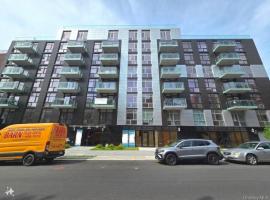 65-18 Austin Street #7E 房源照片 1
