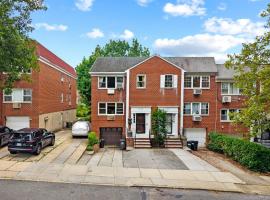 21266 16th Avenue 贝塞 Bayside, NY