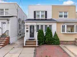 3323 200th Street 贝塞 Bayside, NY