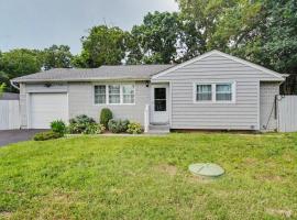 32 Lake Place 东长岛 Wyandanch, NY