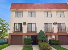 3-27 128th Street #21D 大学点 College Point, NY