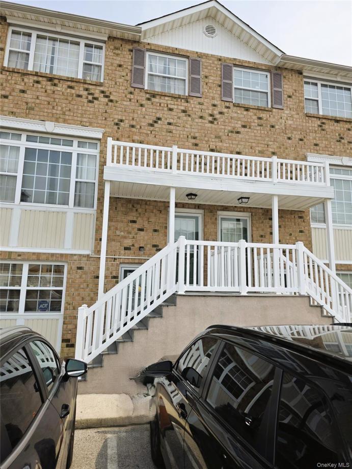 #2 photo, 142 Mermaid Lane, Bronx , NY 10473