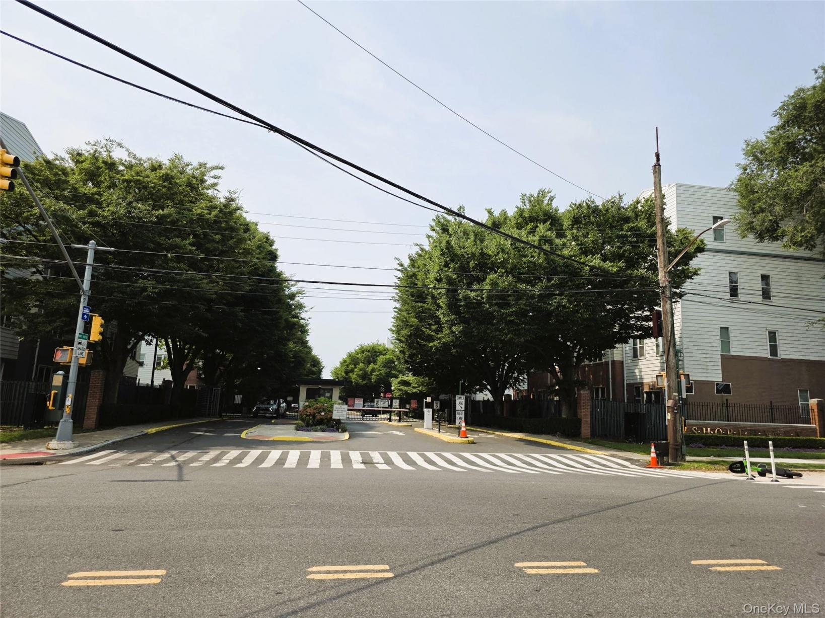 #5 photo, 142 Mermaid Lane, Bronx , NY 10473