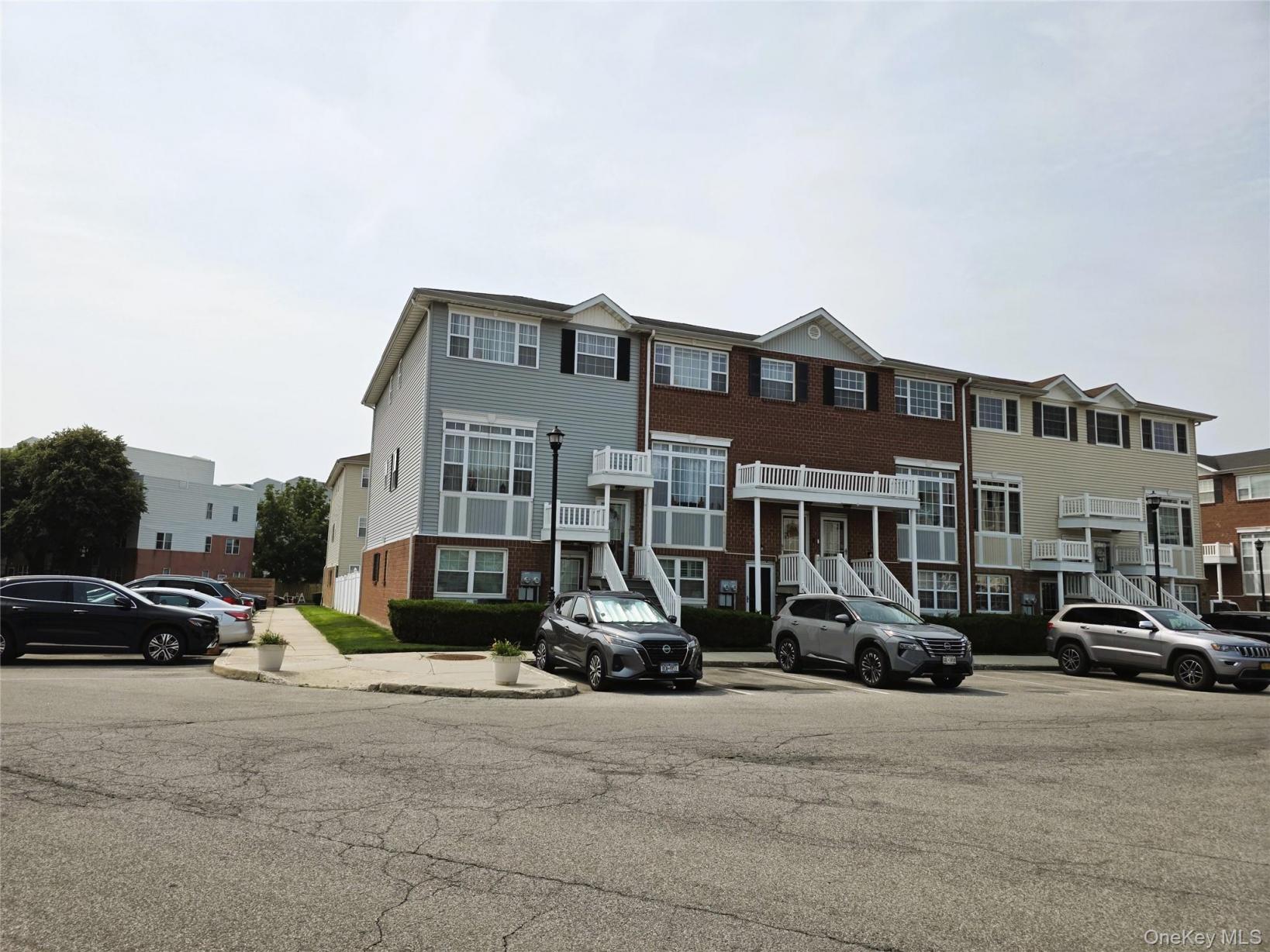 #6 photo, 142 Mermaid Lane, Bronx , NY 10473