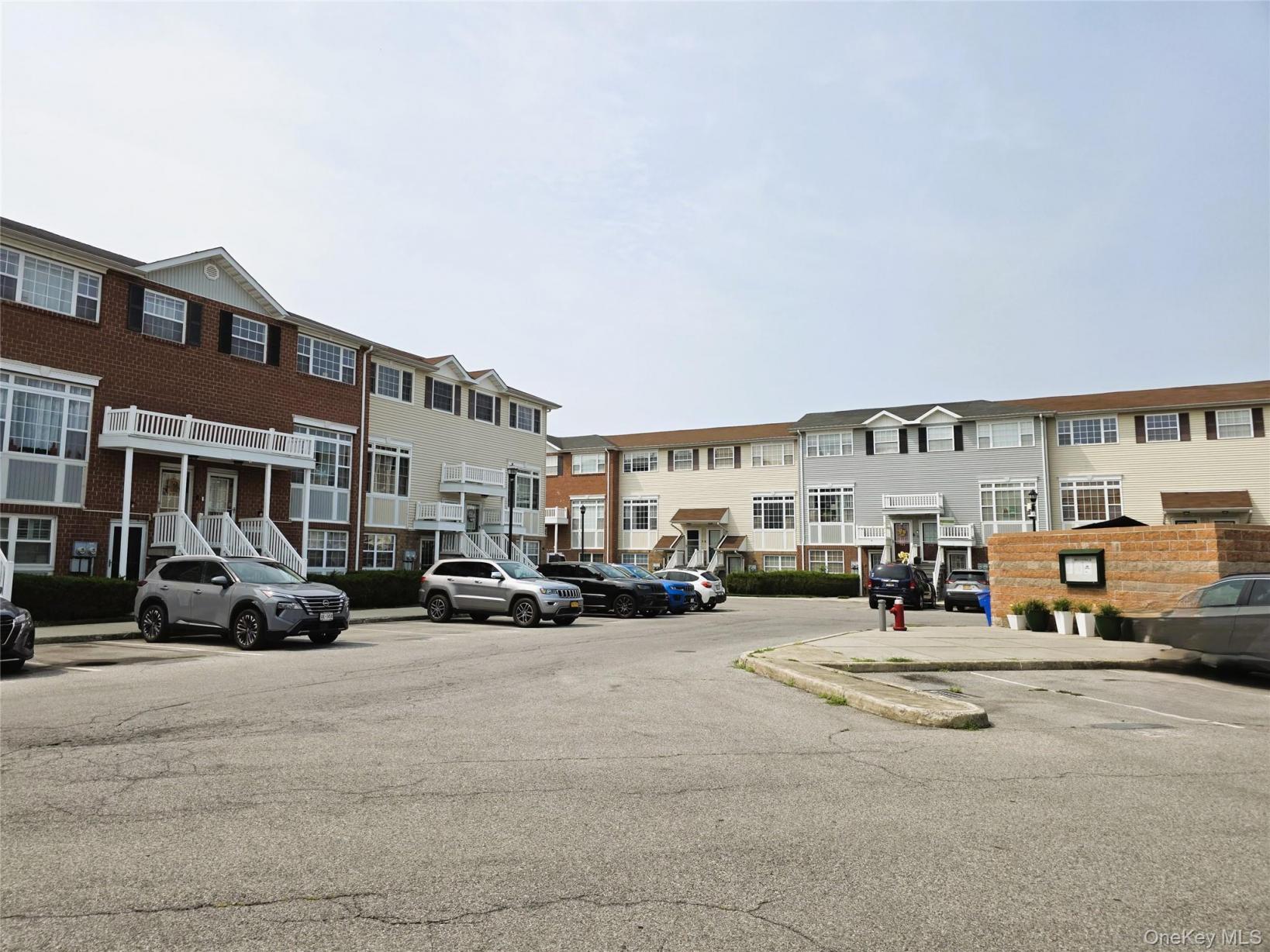 #7 photo, 142 Mermaid Lane, Bronx , NY 10473