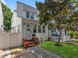 33-19 203rd Street 贝塞 Bayside, NY