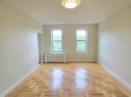 3900 GREYSTONE Avenue #52A 房源照片 1