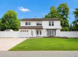 779 Peconic Avenue 东长岛 West Babylon, NY