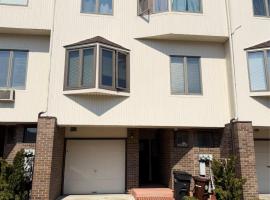 12021 Riviera Court #5B 大学点 College Point, NY