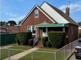 83-50 257th Street 花卉园 Floral Park, NY