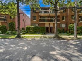 71-24 162nd Street #2 新鲜草原 Fresh Meadows, NY
