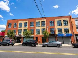 22-30 College Point Boulevard #2G 房源照片 1