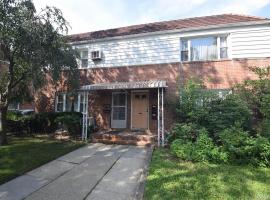 7336 197th Street 新鲜草原 Fresh Meadows, NY