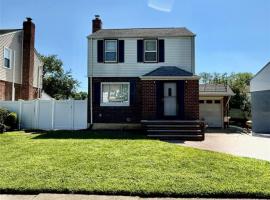 49 Queens Avenue 长岛 Elmont, NY