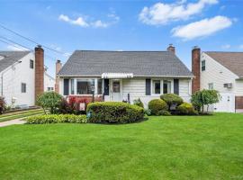 110 Barwick Boulevard 长岛 Mineola, NY