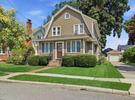 53 Larch Avenue 花卉园 Floral Park, NY