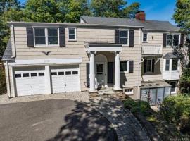 105 Laurel Lane 东长岛 Port Jefferson, NY