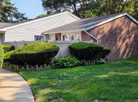 234 Springmeadow Drive #K 东长岛 Holbrook, NY