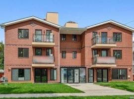 214-11 35th Avenue #C10 贝塞 Bayside, NY