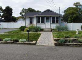 24 Canary Road 东长岛 Rocky Point, NY