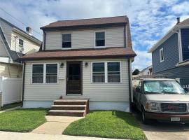 9005 Springfield Boulevard 房源照片 1