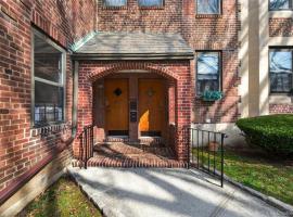 7611 Ditmars Boulevard #2 艾姆赫斯特 East Elmhurst, NY