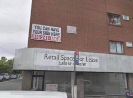 66-78 69th Street 中村 Middle Village, NY