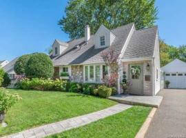 9 Robert Road 格仑科夫 Glen Cove, NY
