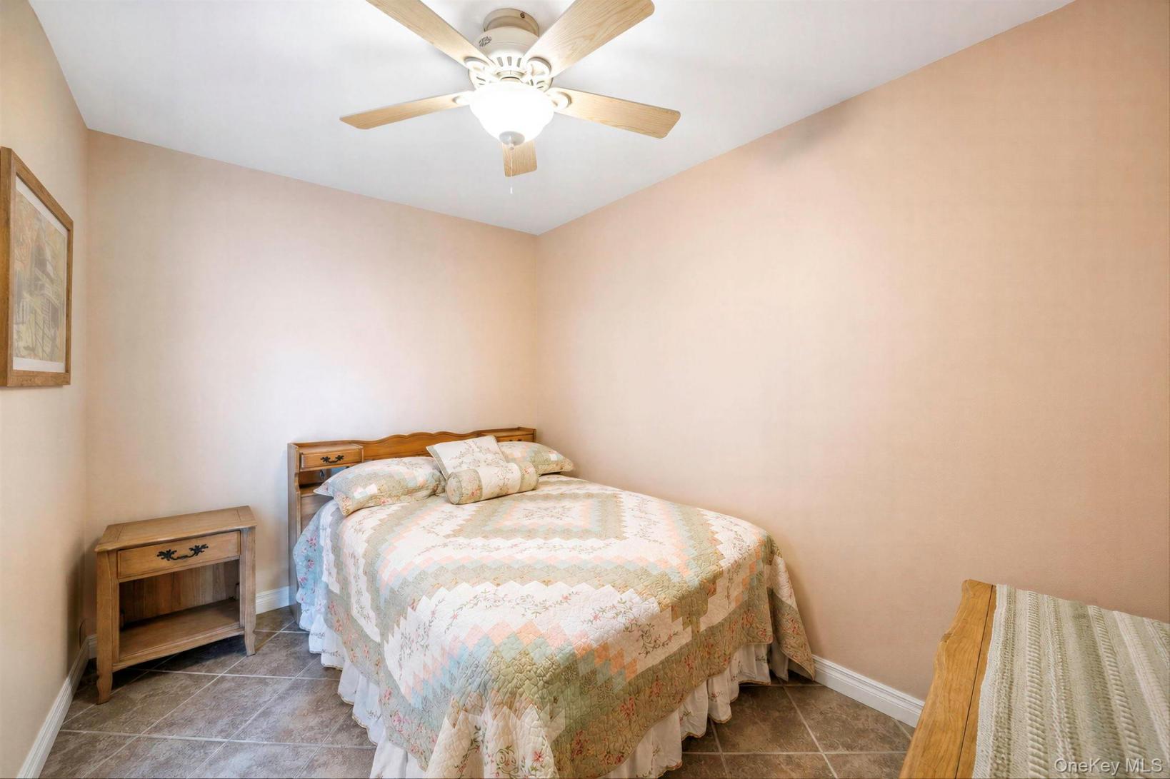 #15 photo, 19 Ridgeley Road, サフォーク郡 Smithtown , NY 11787
