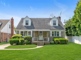 33 Michael Lane 长岛 New Hyde Park, NY
